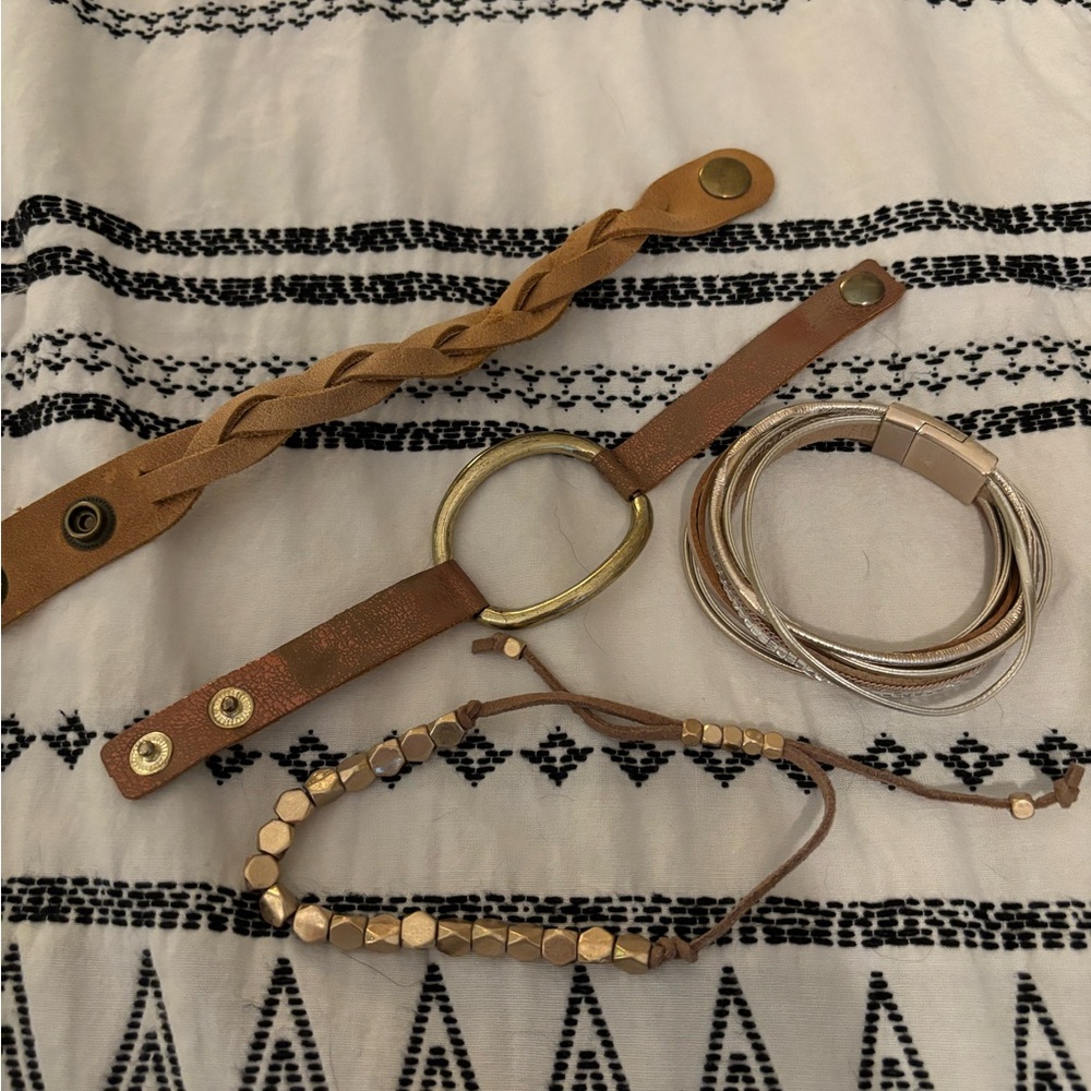 Bracelet Set